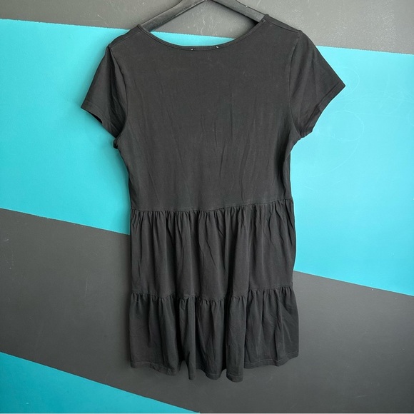 Elegant Black Tiered Mini Dress - Picture 4 of 9